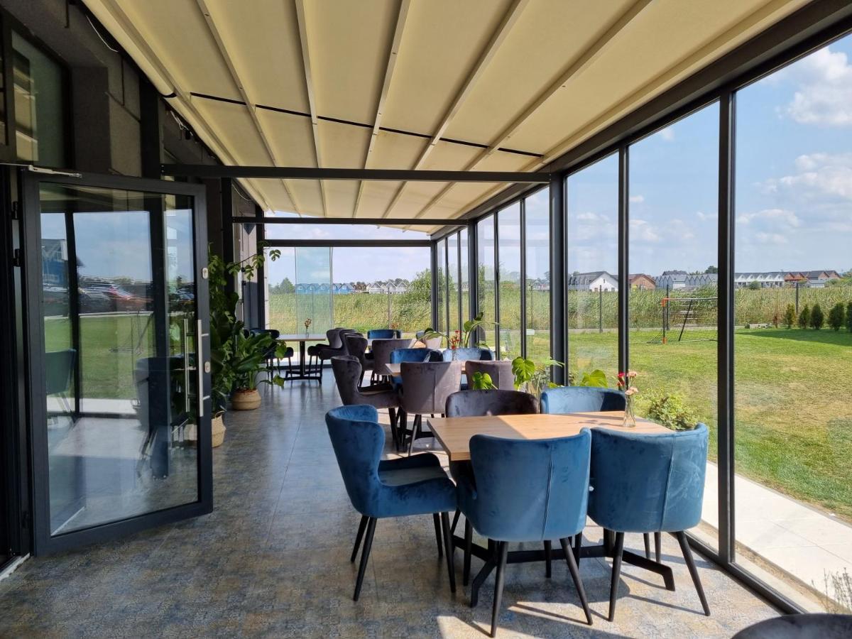Apartamenty Przystanek Plaza Sarbinowo Exterior foto